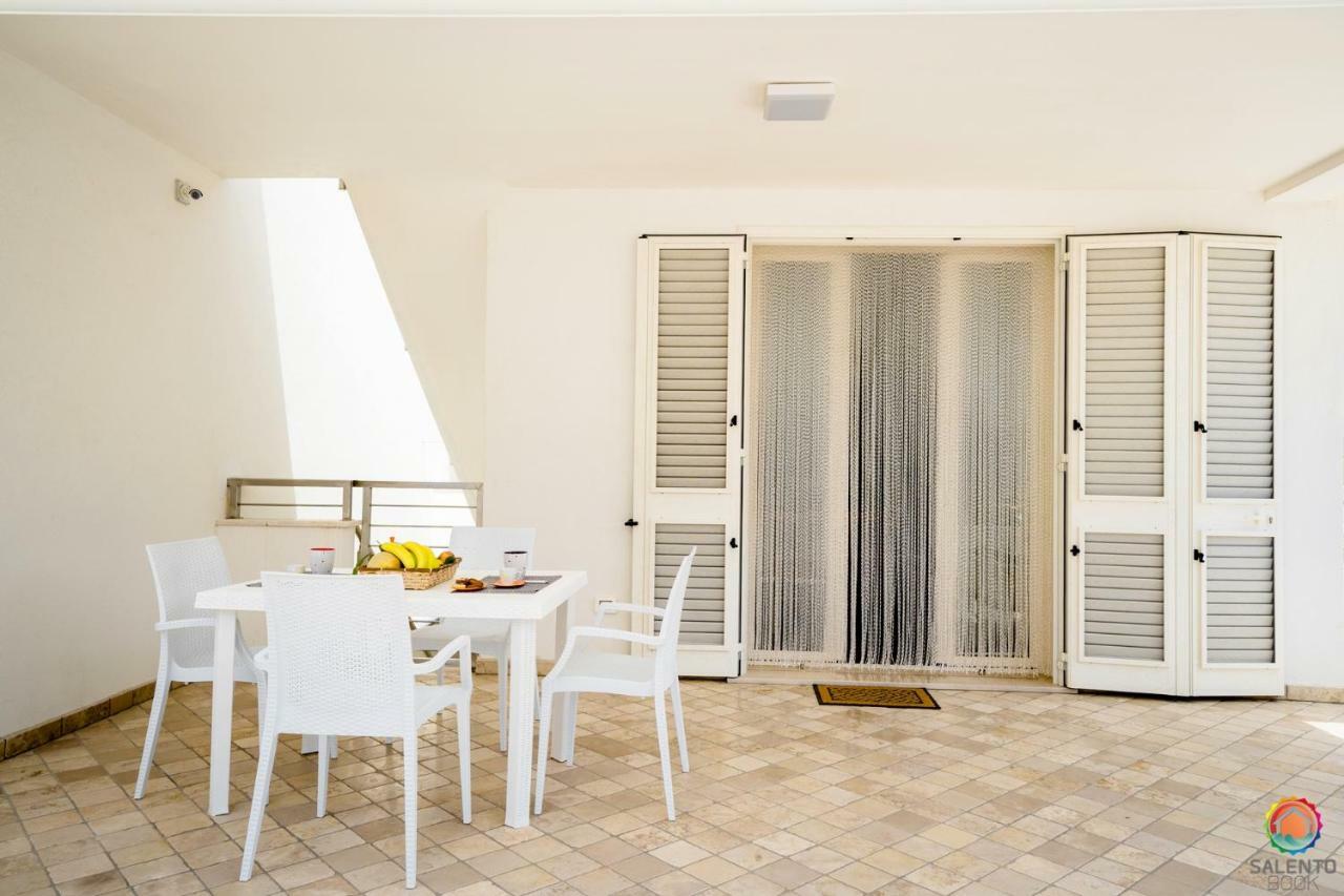 Perle Del Mare - Appartamenti Di Pregio 70M Spiaggia Pescoluse Марина ди Песколусе Екстериор снимка